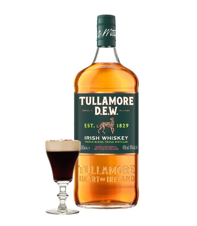 Koktajl Irish Coffee wraz z butelką Tullamore D.E.W. Original